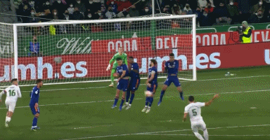 官方：贝西克塔斯声明炮轰裁判，敦促足协尽快处罚黑哨